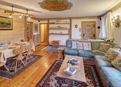 Villa Marianna - Stayincortina - Cortina d'Ampezzo - Living room