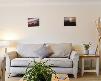 Filey Central One - Uk31706 - Filey - Living room
