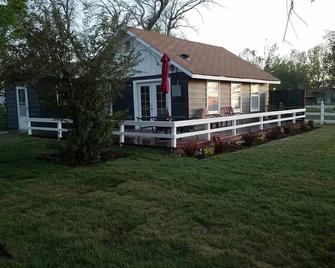 Quiet Private Country Cottage - Рівертон - Будівля