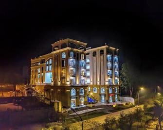 Belliss Hotel And Spa Dai Lai - Phuc Yen - Building