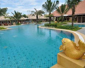 Chalong Villa Resort & Spa - Chalong - Pool
