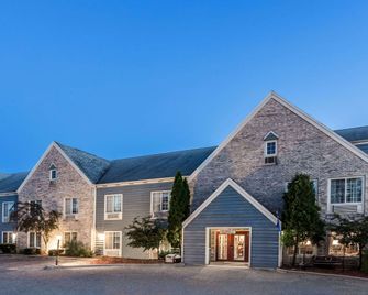 Baymont by Wyndham Mequon Milwaukee Area - Mequon - Budova