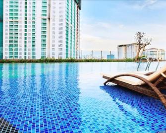 Rivergate Stella Apartment - Ciudad Ho Chi Minh - Piscina