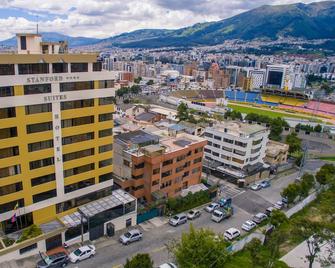 Stanford Suites Hotel - Кіто - Будівля