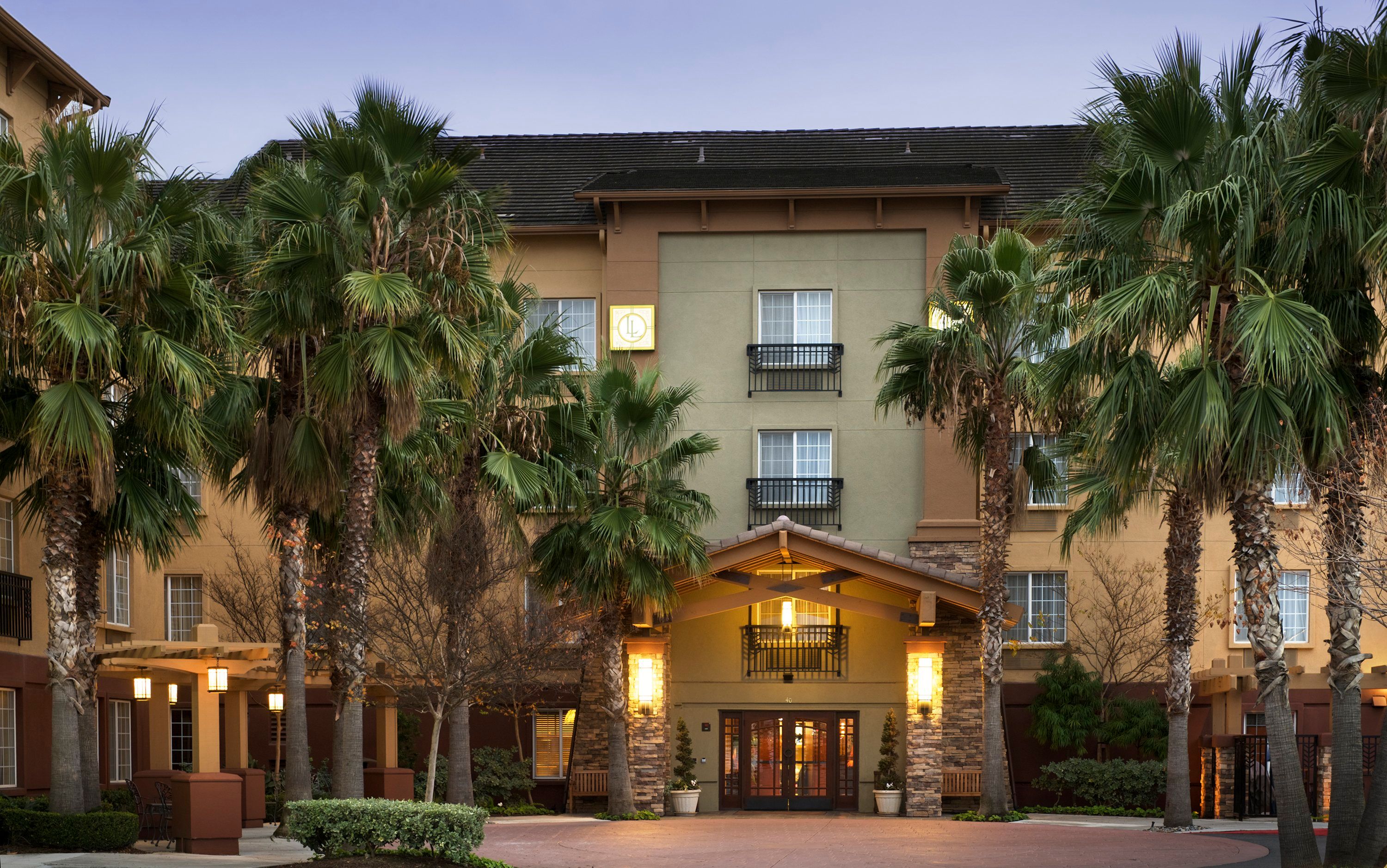 Larkspur Landing Extended Stay Suites Pleasanton thumbnail 3