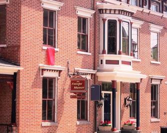 The Swope Manor Bed & Breakfast - Gettysburg - Building