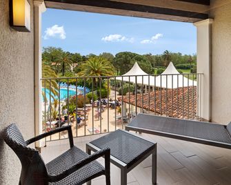 Sowell Hotels Du Golfe De Saint-Tropez - Grimaud - Balkon