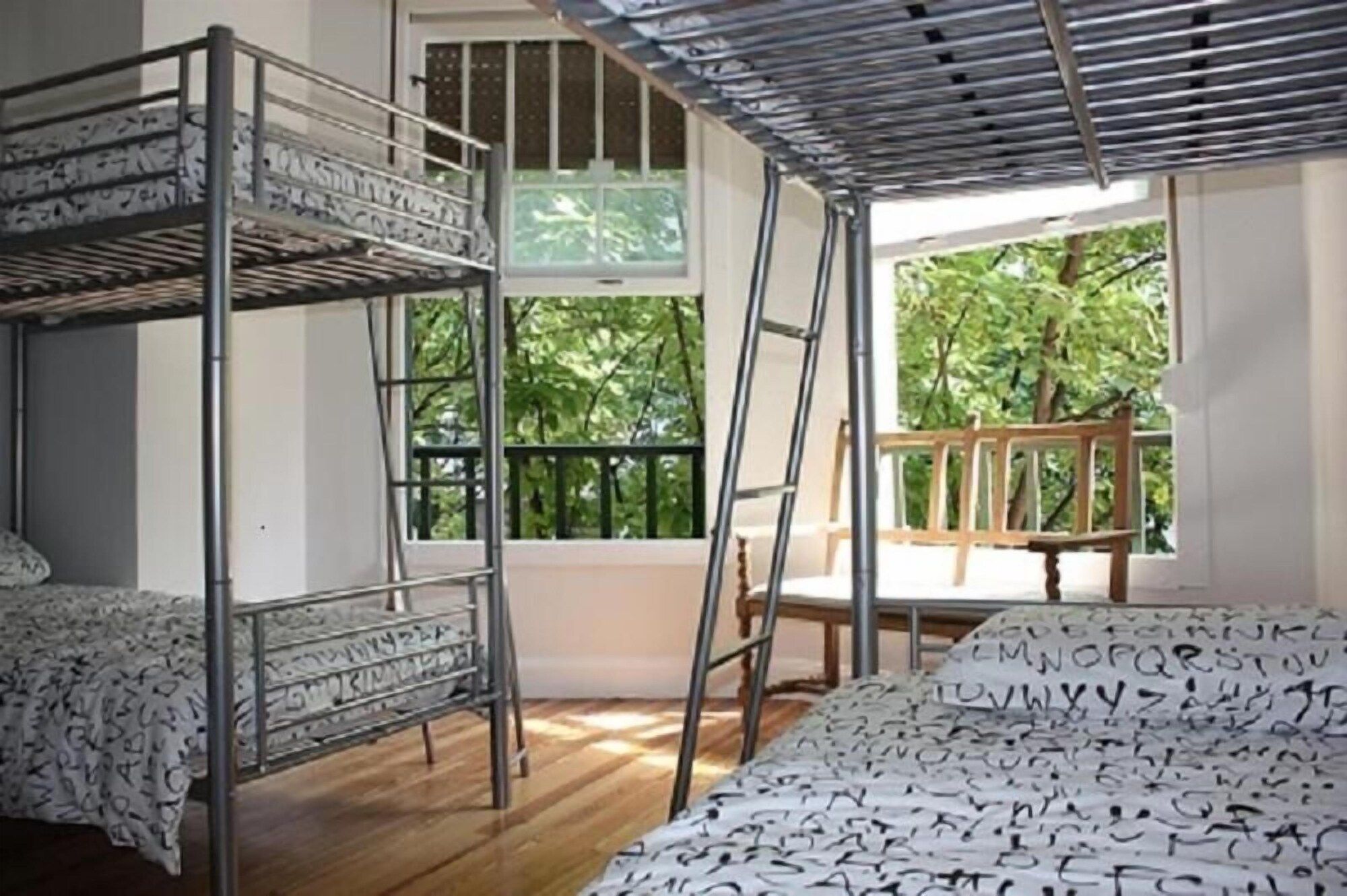 Aloha Hostel - Pampelune - Chambre