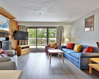 Mountain Green Resort by Killington VR - 2 Bedrooms - Killington - Salon