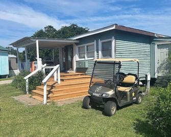 Cottage, great for a couple or small family. - Ocracoke