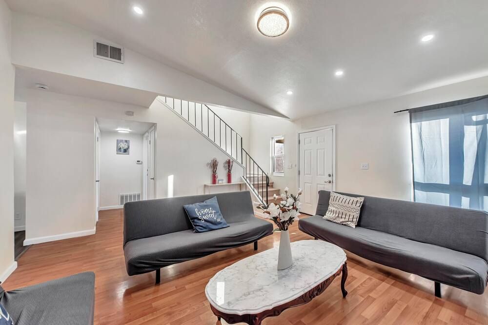 Nice House 4 bedrooms 2 baths, free Wi-Fi, Parking, Washer - San Jose