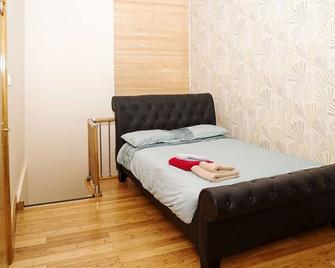 London Finsbury Park Apartments - London - Bedroom