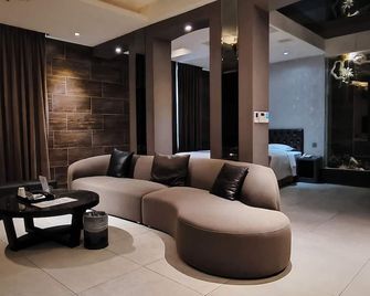 Refinement Motel - Taichung City - Σαλόνι