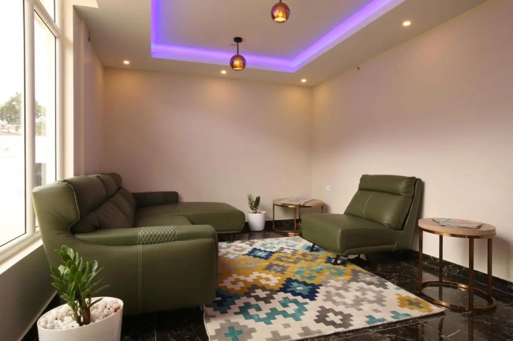 Mintotel Wayanad - Sultan Bathery - Lounge