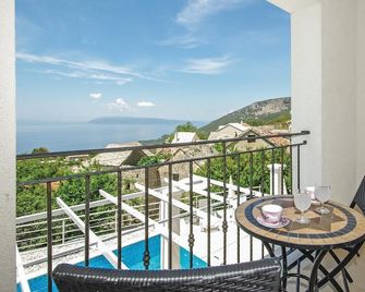 Holiday Home Gornje Tucepi With Sea View 313 - Tučepi - Balcony