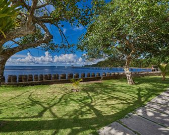 Cocotinos Manado A Boutique Dive Resort & Spa - Manado - Utsikt