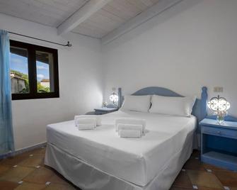 Lh Porto Rafael Altura Resort - Palau - Bedroom