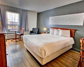 Hotel L'empress - Rimouski - Bedroom