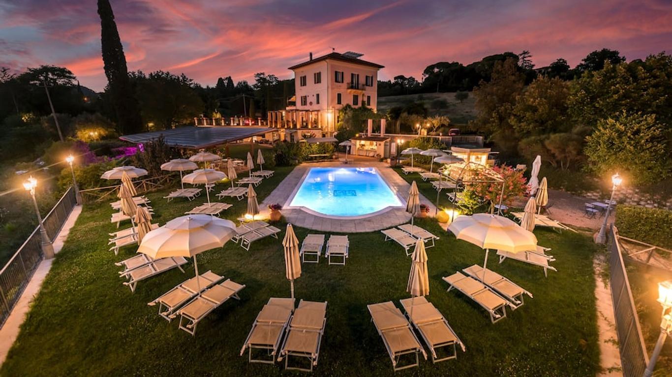 دوموس فولومنيا كانتري هاوس