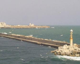 Apartment within a villa - Algiers - Beach