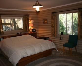 River Front Mountain Cabin in the California Alps! - Sierra City - Habitación