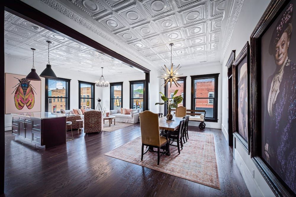 The Lofts on Gault: Haralson, Eclectic style in historic downtown Fort Payne - Fort Payne - Huiskamer