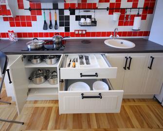 Fullhouse Hostel - Bélgorod - Cocina