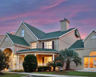 Country Inn & Suites by Radisson, Columbia, SC - Columbia - Gebäude