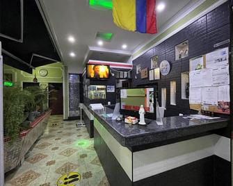 Hotel Don Juan - Buga - Front desk