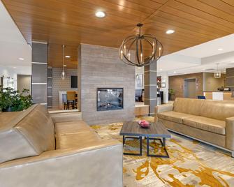 Best Western Plus LaCrescent / LaCrosse - La Crescent - Living room