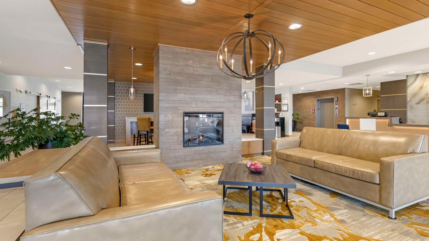 Best Western Plus LaCrescent / LaCrosse