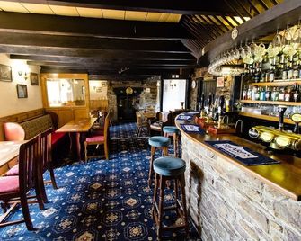 The Weary Friar - Saltash - Bar