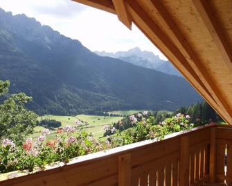 Hotel Schopfenhof - Dobbiaco/Toblach - Balkón