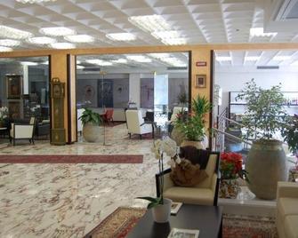 Grand Hotel Moroni - Finale Ligure - Lobby