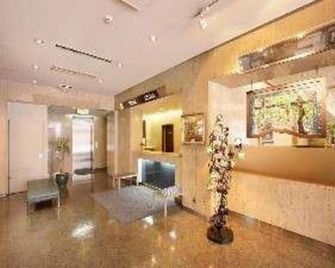 Asahikawa Capital Hotel - Asahikawa - Lobby
