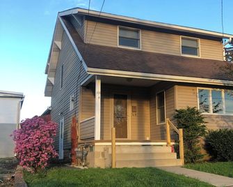 3-bedroom house in lovely Beaver Falls in quiet neighborhood - Beaver Falls - Edificio