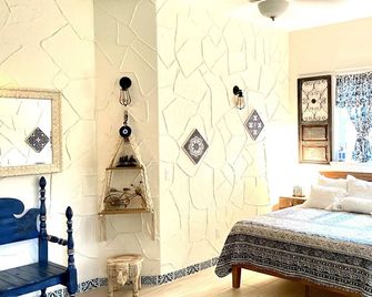 Unique Experience at Neems Paradise - Pinellas Park - Chambre