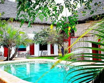 Diani Hostel - Diani Beach - Pool