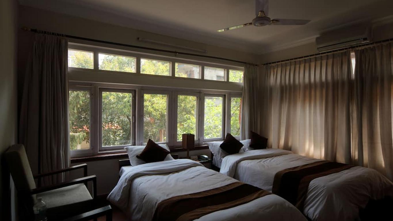Hotel Thorong Peak