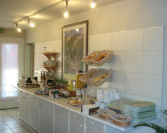 P'Tit Dej-Hotel Bel Alp - Manosque - Buffet