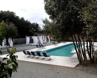 Agriturismo Iazzo Scagno - Martina Franca - Uima-allas