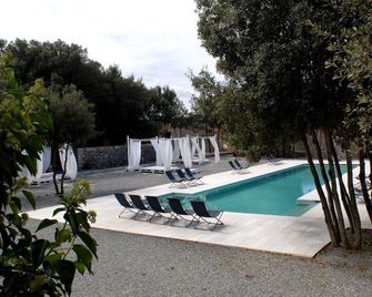 Agriturismo Iazzo Scagno - Martina Franca - Pool