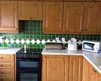 Comfy House - Coleraine - Keuken
