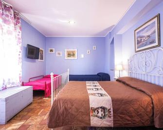 B&B Villa Felice - Giardini Naxos - Habitación