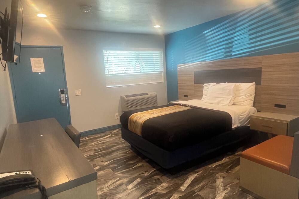 Travel Inn Motel thumbnail 3