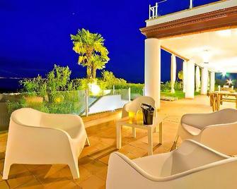 Villa Zagara Garden Spectacular Sea View in Taormina - Taormina - Balcó