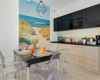 Seaside Butikowe Apartamenty Grzybowo 20 - Grzybowo - Essbereich
