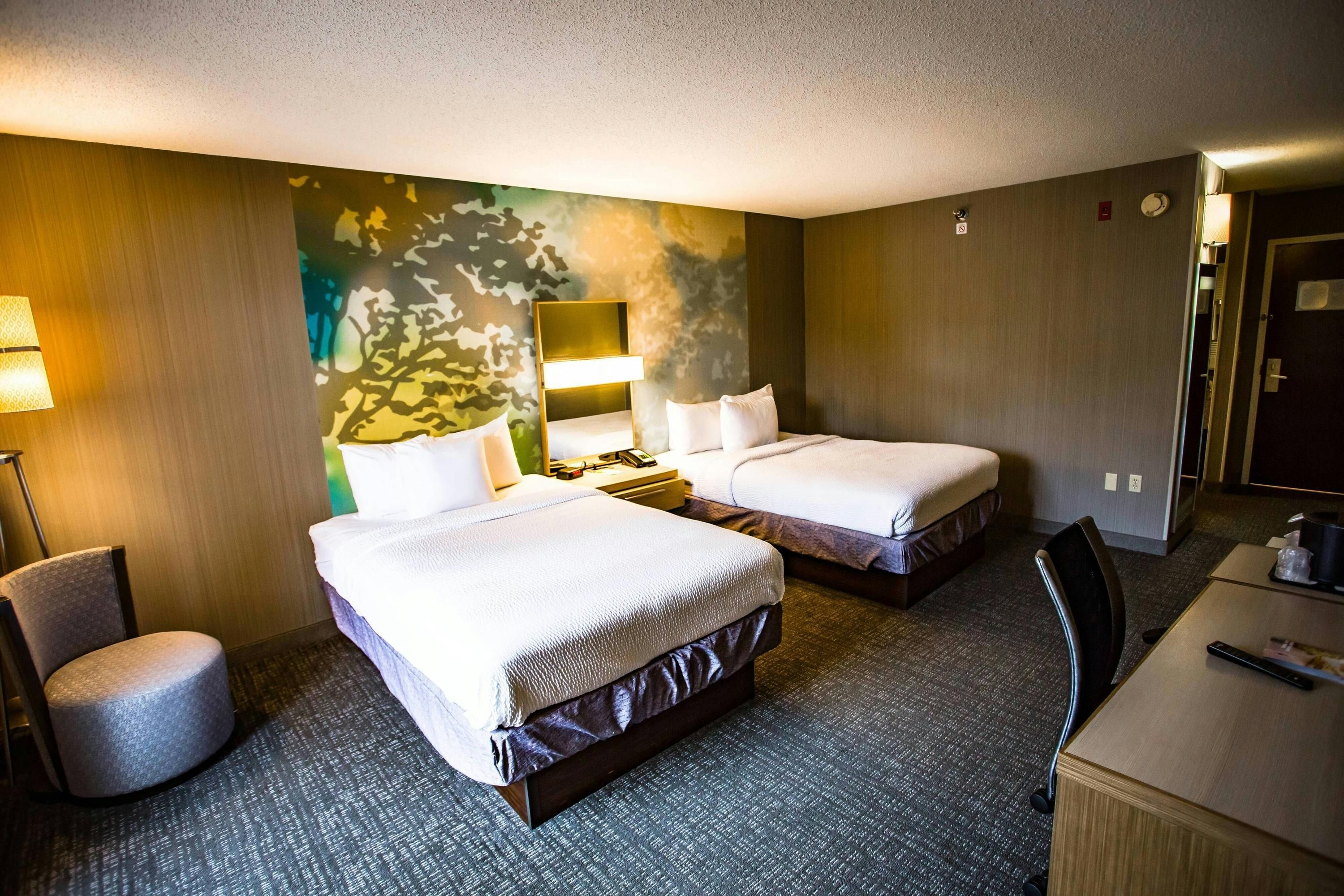 Courtyard by Marriott Memphis East/Bill Morris Parkway thumbnail 3
