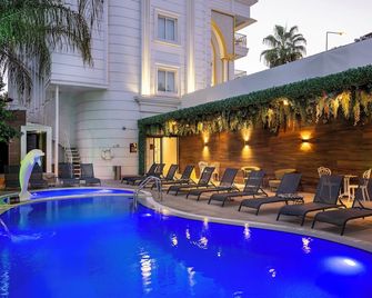 Sealife Lounge - Adult only - Antalya - Bể bơi