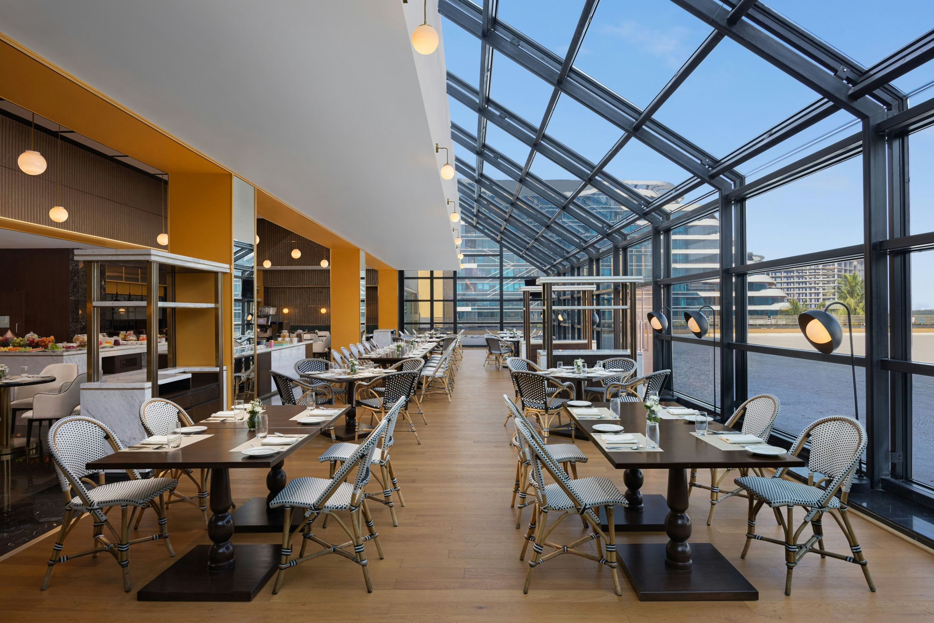 Le Meridien, Surat - Surat - Restaurant
